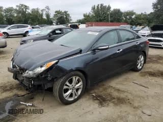 ✅ 2013 Hyundai Sonata SE • VIN: 5NPEC4AC5DH695954 • Lot: 71154224. Listed on Copart with 174,314 mi. Free auction sales archive from the USA and detailed vehicle history report at DreamBid. Image 1.