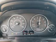 ✅ 2012 BMW 3 Series 328i • VIN: WBA3A5G59CNN65571 • Лот: 51550195. Опубликован ранее на Copart с пробегом 111 036 миль. Бесплатный доступ к архиву аукционных продаж из США и подробный отчёт об истории автомобиля на DreamBid. Изображение 9.