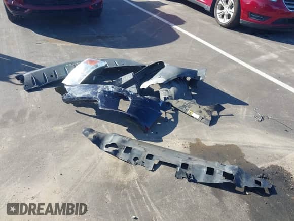 2015 Ram 1500 Express с VIN 1C6RR6FT5FS770216, выставлен на аукционе IAAI как лот 43364912 с пробегом 205 449 миль миль и . История ставок и продаж доступна на DreamBid. Изображение 12.