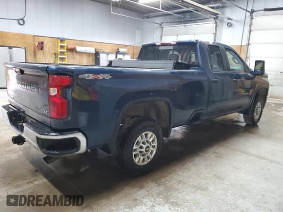 ✅ 2022 Chevrolet Silverado 2500HD LT • VIN: 1GC5YNE75NF308397 • Лот: 67646175. Опубликован ранее на Copart с пробегом 160 422 миль. Бесплатный доступ к архиву аукционных продаж из США и подробный отчёт об истории автомобиля на DreamBid. Изображение 3.