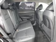 ✅ 2024 Hyundai Tucson SEL Convenience • VIN: KM8JCCD15RU227587 • Lot: 82502625. Wystawiony na Copart z przebiegiem 28 548 mil. Bezpłatny archiwum sprzedaży aukcyjnych z USA i szczegółowy raport historii pojazdu na DreamBid. Zdjęcie 11.