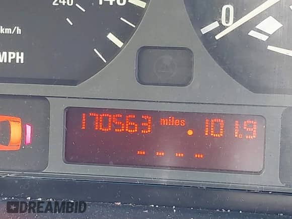 2003 BMW 3 Series 325xi with VIN WBAEU33443PH90683, listed as a IAAI auction lot 42741918 with 170,563 mi miles and . Bid and sale history available at DreamBid. Image 16.