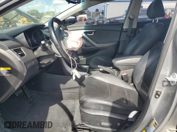 ✅ 2014 Hyundai Elantra SE • VIN: KMHDH4AE8EU136478 • Lot: 85131785. Listed on Copart with 84,219 mi. Free auction sales archive from the USA and detailed vehicle history report at DreamBid. Image 7.