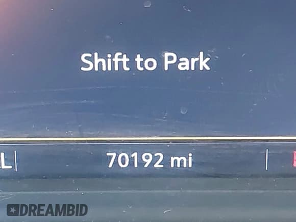 ✅ 2019 Chevrolet Silverado 1500 RST • VIN: 1GCRYEED0KZ365365 • Lot: 43261924. Wystawiony na IAAI z przebiegiem 70 192 mil. Bezpłatny archiwum sprzedaży aukcyjnych z USA i szczegółowy raport historii pojazdu na DreamBid. Zdjęcie 15.