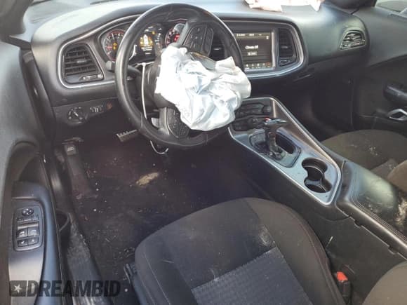 ✅ 2021 Dodge Challenger R/T Scat Pack • VIN: 2C3CDZFJ7MH510468 • Lot: 72182934. Wystawiony na Copart z przebiegiem 31 183 mil. Bezpłatny archiwum sprzedaży aukcyjnych z USA i szczegółowy raport historii pojazdu na DreamBid. Zdjęcie 8.