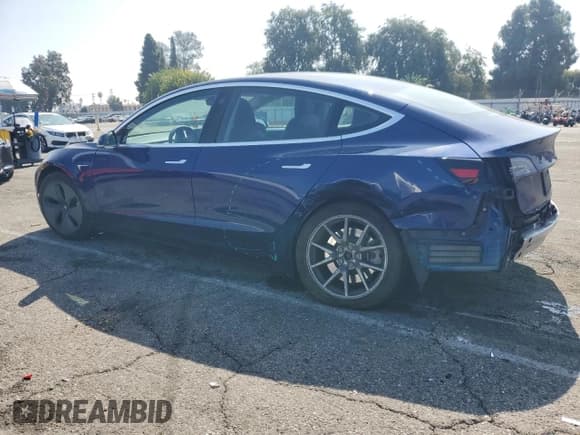 ✅ 2020 Tesla Model 3 Standard Range Plus • VIN: 5YJ3E1EA2LF739852 • Lot: 85739715. Listed on Copart with 59,488 mi. Free auction sales archive from the USA and detailed vehicle history report at DreamBid. Image 2.