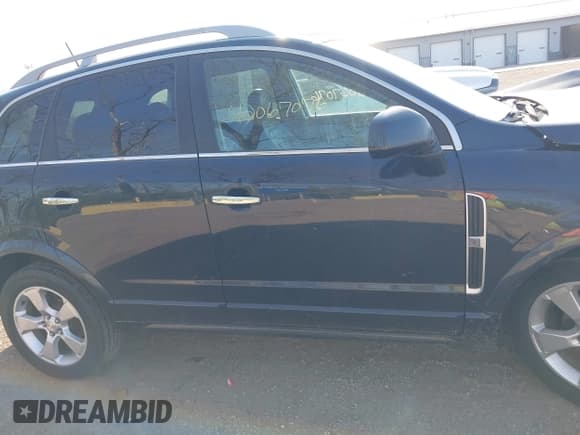 ✅ 2014 Chevrolet Captiva Sport LTZ • VIN: 3GNAL4EK5ES610674 • Lot: 42067076. Wystawiony na IAAI z przebiegiem 107 889 mil. Bezpłatny archiwum sprzedaży aukcyjnych z USA i szczegółowy raport historii pojazdu na DreamBid. Zdjęcie 14.