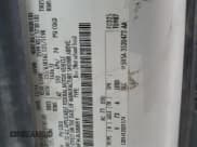 ✅ 2015 Ford Transit XL • VIN: 1FBZX2ZM9FKA38851 • Lot: 85823984. Wystawiony na Copart z przebiegiem 197 409 mil. Bezpłatny archiwum sprzedaży aukcyjnych z USA i szczegółowy raport historii pojazdu na DreamBid. Zdjęcie 13.