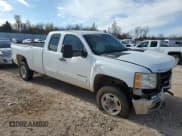 ✅ 2013 Chevrolet Silverado 2500HD LT • VIN: 1GC2CXCG5DZ243953 • Lot: 84296934. Wystawiony na Copart z przebiegiem Nie podano. Bezpłatny archiwum sprzedaży aukcyjnych z USA i szczegółowy raport historii pojazdu na DreamBid. Zdjęcie 4.