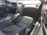 ✅ 2011 Hyundai Genesis Coupe • VIN: KMHHT6KD3BU044983 • Lot: 59171945. Wystawiony na Copart z przebiegiem 117 334 mil. Bezpłatny archiwum sprzedaży aukcyjnych z USA i szczegółowy raport historii pojazdu na DreamBid. Zdjęcie 8.