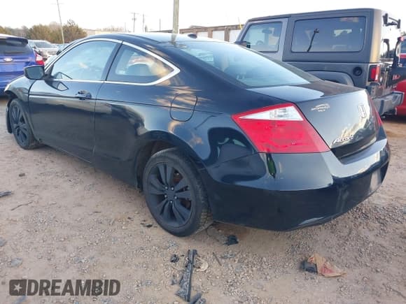 ✅ 2008 Honda Accord EX-L • VIN: 1HGCS12898A011652 • Лот: 41236612. Опубликован ранее на IAAI с пробегом 178 395 миль. Бесплатный доступ к архиву аукционных продаж из США и подробный отчёт об истории автомобиля на DreamBid. Изображение 3.