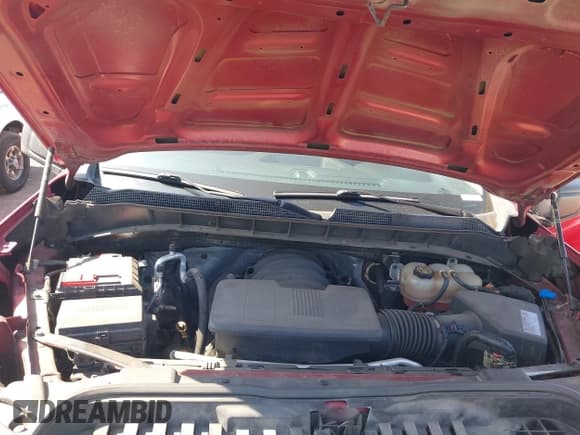 ✅ 2020 Chevrolet Silverado 1500 Custom • VIN: 3GCPWBEF9LG193397 • Lot: 42895082. Wystawiony na IAAI z przebiegiem 92 156 mil. Bezpłatny archiwum sprzedaży aukcyjnych z USA i szczegółowy raport historii pojazdu na DreamBid. Zdjęcie 10.