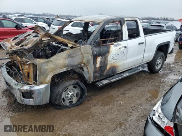 ✅ 2015 Chevrolet Silverado 2500HD LT • VIN: 1GC2KVE81FZ140321 • Лот: 86995094. Опубликован ранее на Copart с пробегом Не указан. Бесплатный доступ к архиву аукционных продаж из США и подробный отчёт об истории автомобиля на DreamBid. Изображение 1.