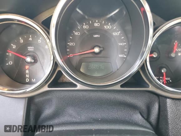 ✅ 2011 Cadillac CTS Premium • VIN: 1G6DS1ED1B0163517 • Lot: 70554655. Listed on Copart with 239,472 mi. Free auction sales archive from the USA and detailed vehicle history report at DreamBid. Image 9.