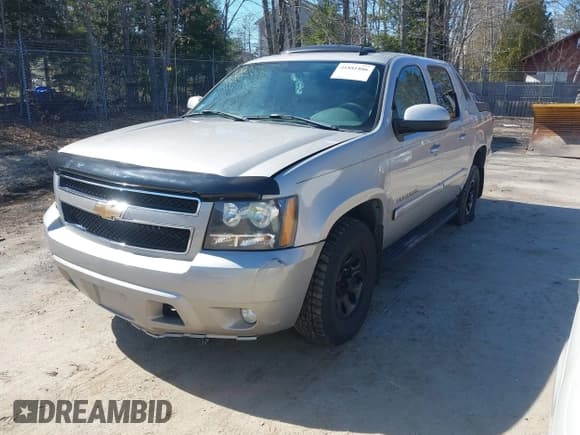 ✅ 2007 Chevrolet Avalanche LTZ • VIN: 3GNFK12357G123484 • Lot: 41881886. Listed on IAAI with 181,223 mi. Free auction sales archive from the USA and detailed vehicle history report at DreamBid. Image 2.