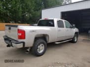 ✅ 2007 Chevrolet Silverado 2500HD 2LT • VIN: 1GCHK23607F556728 • Лот: 71477675. Опубликован ранее на Copart с пробегом 116 177 миль. Бесплатный доступ к архиву аукционных продаж из США и подробный отчёт об истории автомобиля на DreamBid. Изображение 4.