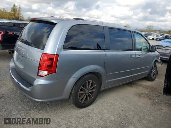 2016 Dodge Grand Caravan American Value z VIN 2C4RDGBG9GR205024, wystawiony jako Copart lot #85703905 z przebiegiem 170 532 mil mil oraz Szkoda całkowita • Salvage title. Historia ofert i sprzedaży dostępna na DreamBid. Obrazek 3.