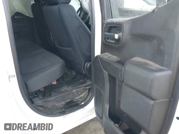 ✅ 2021 Chevrolet Silverado 1500 Work Truck • VIN: 1GCRWAEH1MZ413332 • Lot: 43560933. Wystawiony na IAAI z przebiegiem 87 998 mil. Bezpłatny archiwum sprzedaży aukcyjnych z USA i szczegółowy raport historii pojazdu na DreamBid. Zdjęcie 8.