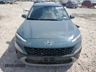 2022 Hyundai Kona SE with VIN KM8K22AB0NU903842, listed as a Copart auction lot 85135355 with 44,353 mi miles and Salvage title. Bid and sale history available at DreamBid. Image 5.