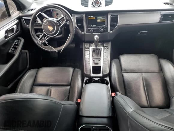 ✅ 2015 Porsche Macan S • VIN: WP1AB2A59FLB66334 • Lot: 61255455. Listed on Copart with 132,996 mi. Free auction sales archive from the USA and detailed vehicle history report at DreamBid. Image 8.