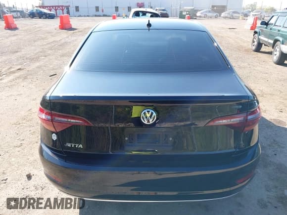 ✅ 2019 Volkswagen Jetta S • VIN: 3VWC57BU8KM118916 • Lot: 43216609. Listed on IAAI with 95,439 mi. Free auction sales archive from the USA and detailed vehicle history report at DreamBid. Image 16.