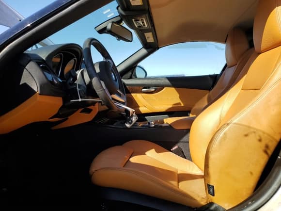 ✅ 2012 BMW Z4 sDrive35i • VIN: WBALM7C5XCE384505 • Лот: 42992295. Опубликован ранее на Copart с пробегом 16 593 миль. Бесплатный доступ к архиву аукционных продаж из США и подробный отчёт об истории автомобиля на DreamBid. Изображение 7.