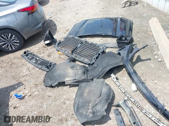 ✅ 2023 GMC Sierra 1500 SLT • VIN: 3GTPHDED2PG169274 • Lot: 41973515. Listed on IAAI with Not provided. Free auction sales archive from the USA and detailed vehicle history report at DreamBid. Image 17.