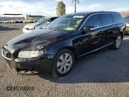✅ 2008 Volvo V70 • VIN: YV1BW982081040337 • Лот: 86213924. Опубликован ранее на Copart с пробегом 98 039 миль. Бесплатный доступ к архиву аукционных продаж из США и подробный отчёт об истории автомобиля на DreamBid. Изображение 1.