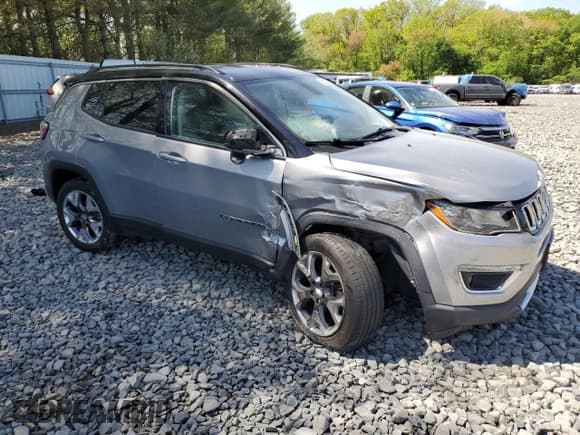 ✅ 2020 Jeep Compass Limited • VIN: 3C4NJDCBXLT155752 • Lot: 55040775. Wystawiony na Copart z przebiegiem 135 605 mil. Bezpłatny archiwum sprzedaży aukcyjnych z USA i szczegółowy raport historii pojazdu na DreamBid. Zdjęcie 4.