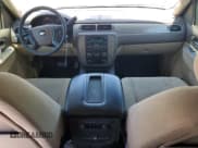 ✅ 2013 Chevrolet Tahoe Commercial • VIN: 1GNSK4E06DR322427 • Lot: 67302005. Wystawiony na Copart z przebiegiem 144 177 mil. Bezpłatny archiwum sprzedaży aukcyjnych z USA i szczegółowy raport historii pojazdu na DreamBid. Zdjęcie 8.