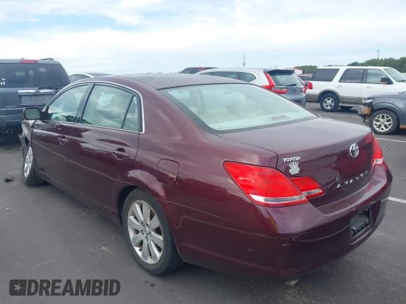✅ 2007 Toyota Avalon XLS • VIN: 4T1BK36B37U177332 • Lot: 43381134. Wystawiony na IAAI z przebiegiem 252 665 mil. Bezpłatny archiwum sprzedaży aukcyjnych z USA i szczegółowy raport historii pojazdu na DreamBid. Zdjęcie 3.