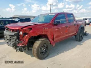 ✅ 2024 Chevrolet Colorado 4WD Trail Boss • VIN: 1GCPTEEK6R1309329 • Лот: 80756125. Опубликован ранее на Copart с пробегом 12 759 миль. Бесплатный доступ к архиву аукционных продаж из США и подробный отчёт об истории автомобиля на DreamBid. Изображение 1.