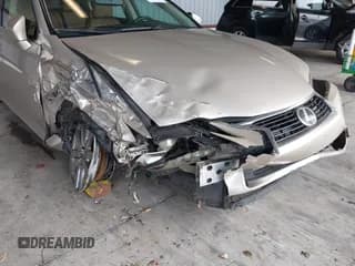 ✅ 2013 Lexus GS 350 • VIN: JTHBE1BL6D5010532 • Lot: 43452072. Wystawiony na IAAI z przebiegiem 208 257 mil. Bezpłatny archiwum sprzedaży aukcyjnych z USA i szczegółowy raport historii pojazdu na DreamBid. Zdjęcie 6.