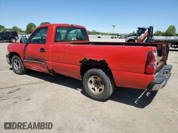 2004 Chevrolet Silverado 1500 z VIN 1GCEC14X64Z220027, wystawiony jako Copart lot #56878925 z przebiegiem 158 418 mil mil oraz Szkoda całkowita • Salvage title. Historia ofert i sprzedaży dostępna na DreamBid. Obrazek 2.