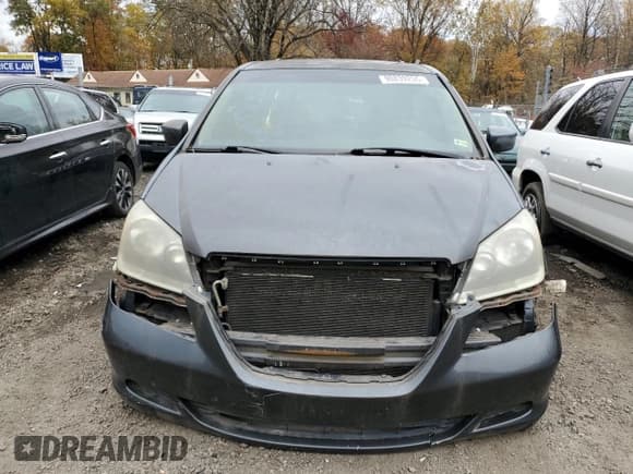 ✅ 2005 Honda Odyssey EX-L • VIN: 5FNRL387X5B030925 • Lot: 90839255. Listed on Copart with 163,476 mi. Free auction sales archive from the USA and detailed vehicle history report at DreamBid. Image 5.