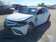 ✅ 2022 Toyota Camry Hybrid SE • VIN: 4T1S31AKXNU585302 • Lot: 43654902. Listed on IAAI with 59,101 mi. Free auction sales archive from the USA and detailed vehicle history report at DreamBid. Image 2.