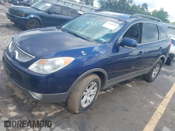 ✅ 2011 Hyundai Veracruz Limited • VIN: KM8NU4CC4BU169033 • Lot: 42741619. Listed on IAAI with 211,764 mi. Free auction sales archive from the USA and detailed vehicle history report at DreamBid. Image 2.