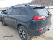 ✅ 2016 Jeep Cherokee Trailhawk • VIN: 1C4PJMBS7GW183731 • Lot: 43584556. Listed on IAAI with 123,183 mi. Free auction sales archive from the USA and detailed vehicle history report at DreamBid. Image 3.