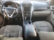 ✅ 2015 Ford Explorer Limited • VIN: 1FM5K7F85FGB89214 • Lot: 92455625. Wystawiony na Copart z przebiegiem 144 973 mil. Bezpłatny archiwum sprzedaży aukcyjnych z USA i szczegółowy raport historii pojazdu na DreamBid. Zdjęcie 8.