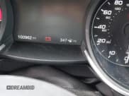 ✅ 2018 Alfa Romeo Stelvio Ti • VIN: ZASFAKBN8J7B78038 • Lot: 43140553. Wystawiony na IAAI z przebiegiem 100 962 mil. Bezpłatny archiwum sprzedaży aukcyjnych z USA i szczegółowy raport historii pojazdu na DreamBid. Zdjęcie 15.