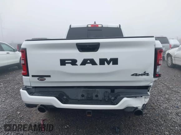 ✅ 2025 Ram 1500 Big Horn • VIN: 1C6SRFMP1SN515398 • Lot: 43378312. Listed on IAAI with 10,802 mi. Free auction sales archive from the USA and detailed vehicle history report at DreamBid. Image 17.