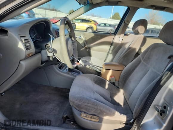 ✅ 2001 Saturn LS • VIN: 1G8JW52R21Y526154 • Lot: 92216055. Listed on Copart with 172,781 mi. Free auction sales archive from the USA and detailed vehicle history report at DreamBid. Image 7.