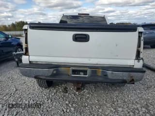 ✅ 2004 Chevrolet Silverado 1500 Z71 • VIN: 1GCEK19T54E161567 • Лот: 74187954. Опубликован ранее на Copart с пробегом Не указан. Бесплатный доступ к архиву аукционных продаж из США и подробный отчёт об истории автомобиля на DreamBid. Изображение 6.