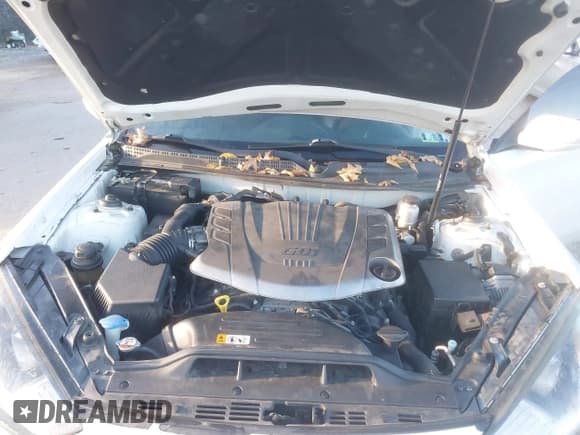 ✅ 2013 Hyundai Genesis Coupe Track • VIN: KMHHU6KJXDU105770 • Lot: 43564881. Listed on IAAI with 92,355 mi. Free auction sales archive from the USA and detailed vehicle history report at DreamBid. Image 10.