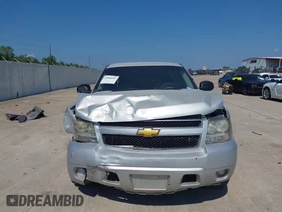 ✅ 2014 Chevrolet Tahoe Commercial • VIN: 1GNLC2E06ER179552 • Lot: 43008501. Listed on IAAI with Not provided. Free auction sales archive from the USA and detailed vehicle history report at DreamBid. Image 12.