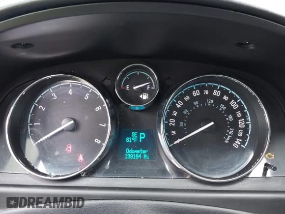 ✅ 2014 Chevrolet Captiva Sport LTZ • VIN: 3GNAL4EKXES572410 • Lot: 42330962. Wystawiony na IAAI z przebiegiem 139 184 mil. Bezpłatny archiwum sprzedaży aukcyjnych z USA i szczegółowy raport historii pojazdu na DreamBid. Zdjęcie 7.