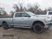 ✅ 2021 Ram 2500 Big Horn • VIN: 3C6UR5JL4MG653548 • Lot: 41653456. Wystawiony na IAAI z przebiegiem 62 348 mil. Bezpłatny archiwum sprzedaży aukcyjnych z USA i szczegółowy raport historii pojazdu na DreamBid. Zdjęcie 14.