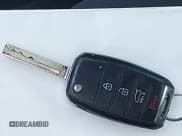 ✅ 2017 Kia Sorento LX • VIN: 5XYPG4A59HG188969 • Lot: 43617551. Listed on IAAI with 124,571 mi. Free auction sales archive from the USA and detailed vehicle history report at DreamBid. Image 11.