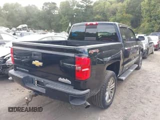 ✅ 2015 Chevrolet Silverado 1500 High Country • VIN: 3GCUKTEC3FG419402 • Lot: 43243843. Wystawiony na IAAI z przebiegiem 144 226 mil. Bezpłatny archiwum sprzedaży aukcyjnych z USA i szczegółowy raport historii pojazdu na DreamBid. Zdjęcie 4.