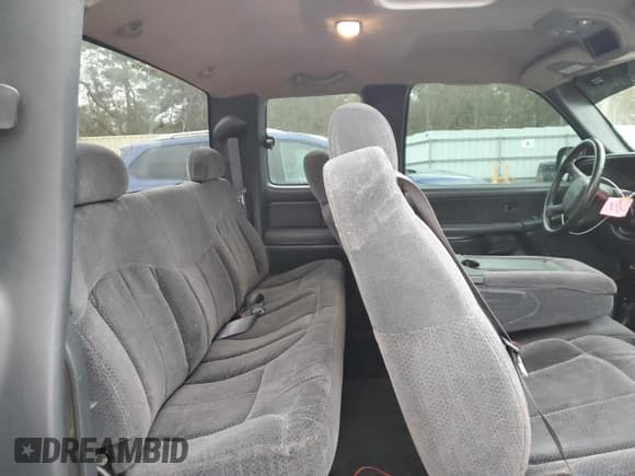 ✅ 1999 Chevrolet Silverado 1500 • VIN: 1GCEK19V7XE199792 • Лот: 84074754. Опубликован ранее на Copart с пробегом 123 988 миль. Бесплатный доступ к архиву аукционных продаж из США и подробный отчёт об истории автомобиля на DreamBid. Изображение 10.